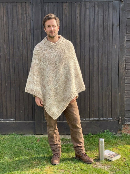 Alpaka-Poncho für Herren: Lässig und warm