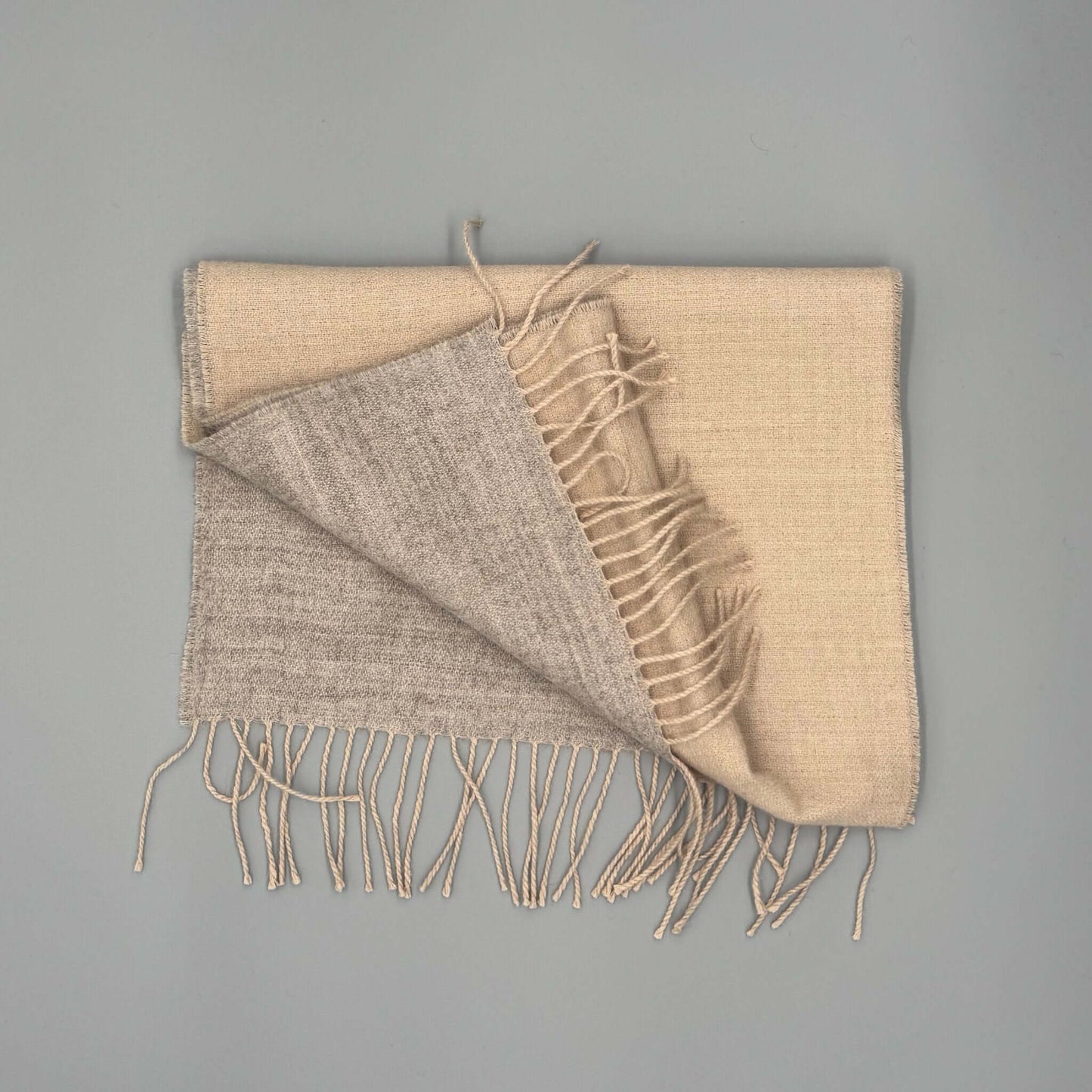 High-quality alpaca scarf made from the finest baby alpaca wool Cozy Soft & Hypoallergenic | Available in different designs
