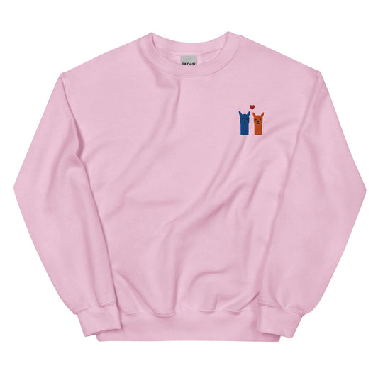 Niedlicher Unisex Pullover mit Alpaka Stickerei in Rosa, ideal für Tierfreunde. Alpaka Pullover mit Stickerei kaufen.